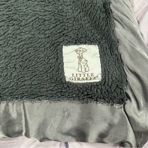 Bundle of 3 Baby Blankets: Little Giraffe, HB and Bunnies By The Bay - Picture 10 of 16